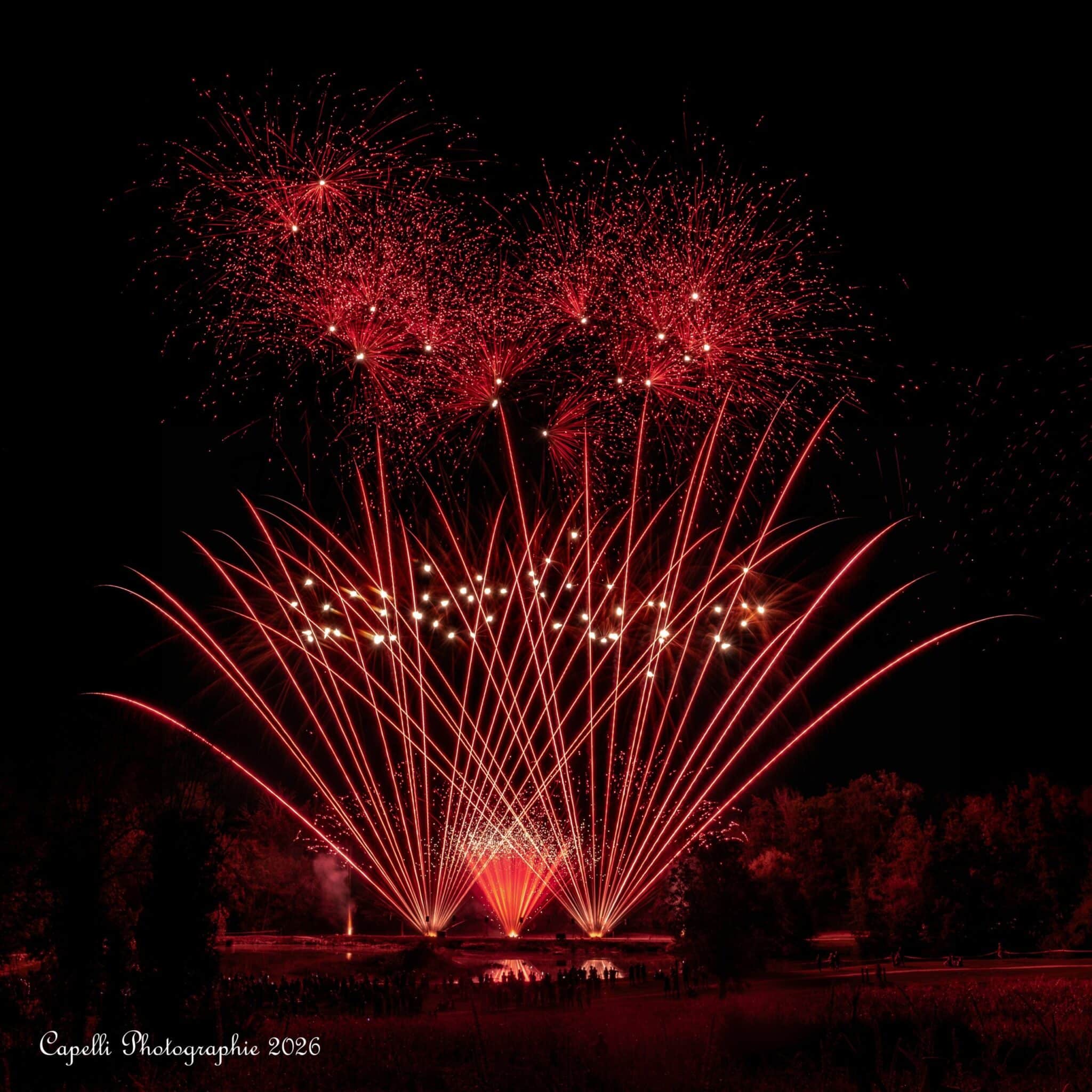 Spectacle pyrotechnique France Feux en rouge